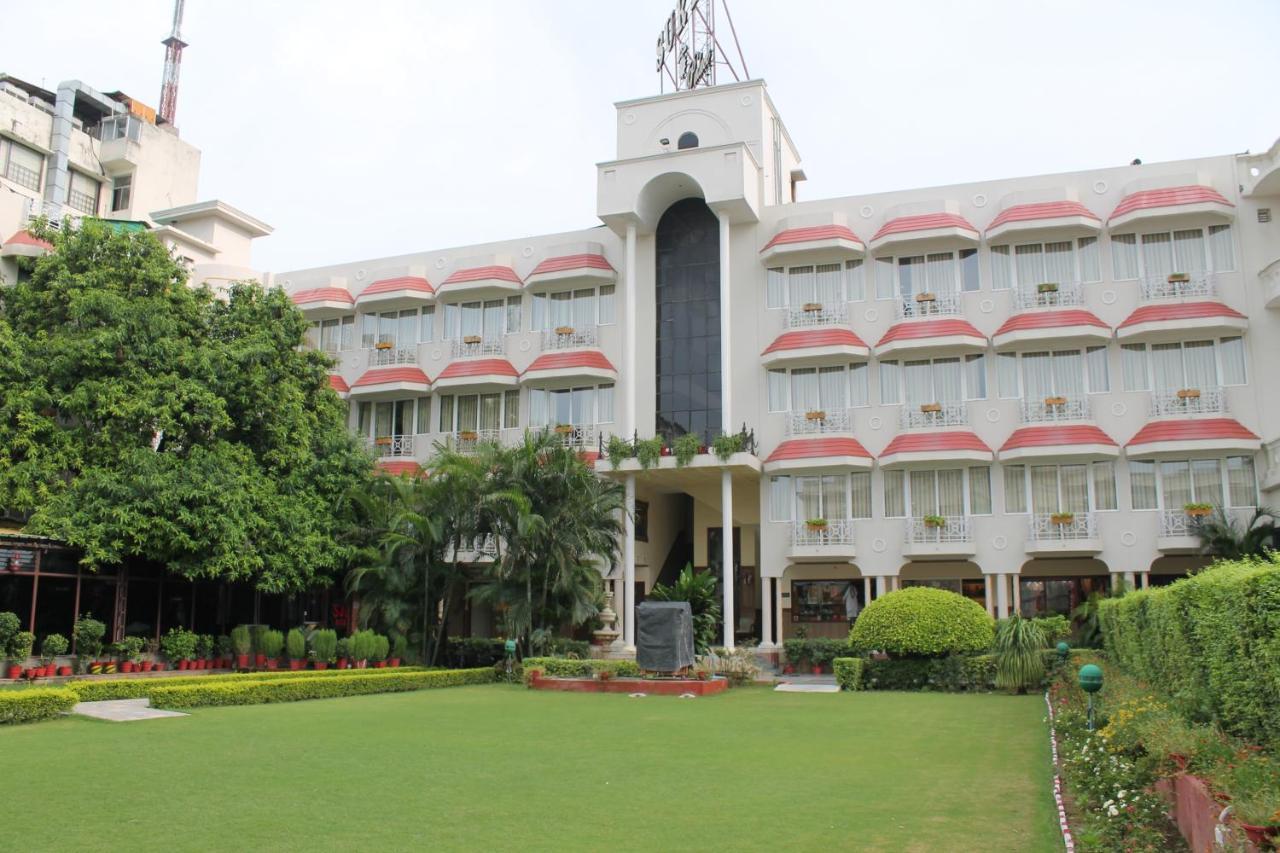 Hotel Surya, Kaiser Palace Váránasí Exteriér fotografie